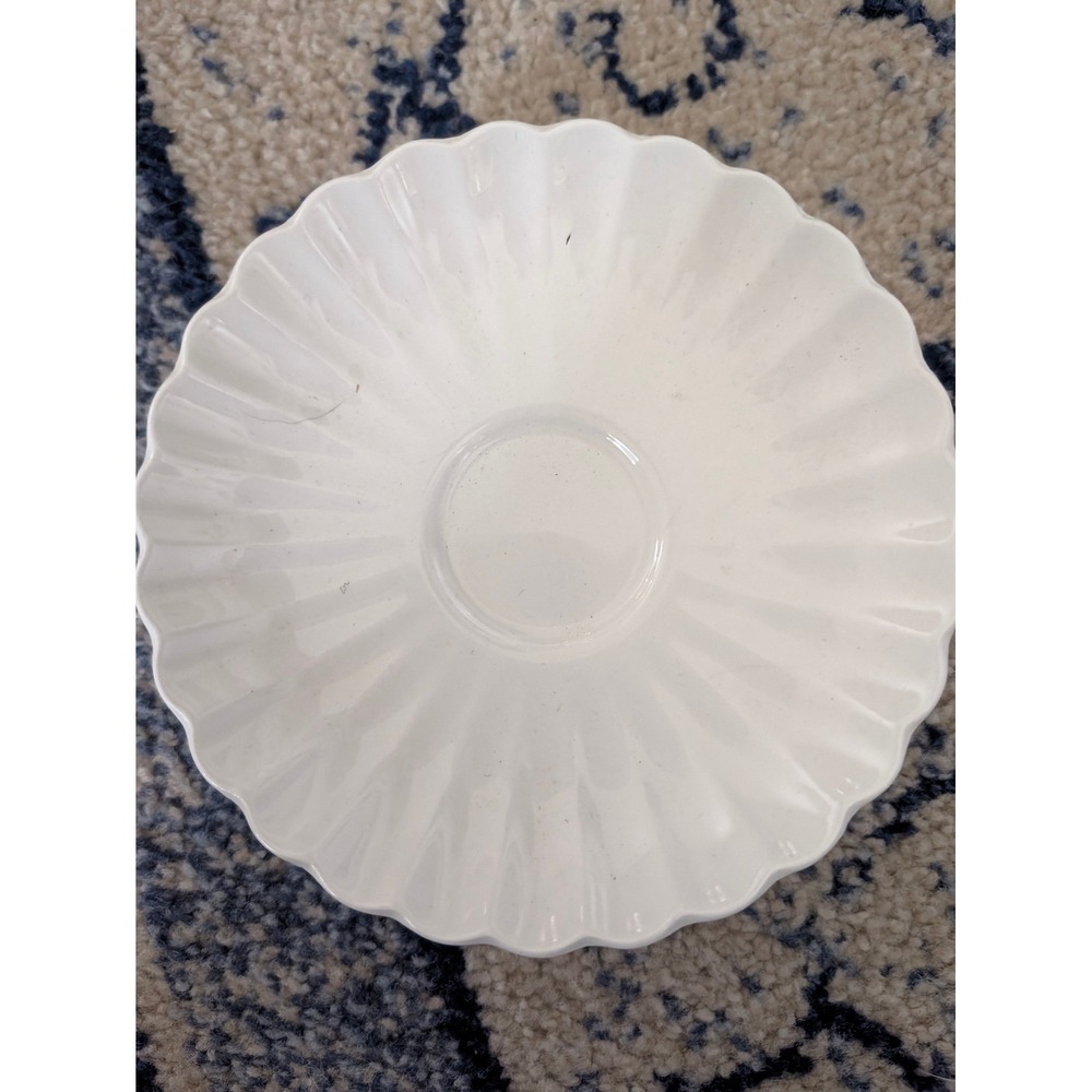 J&G Meakin England Classic White Saucers Set of 4 Fluted Scalloped Ironstone
